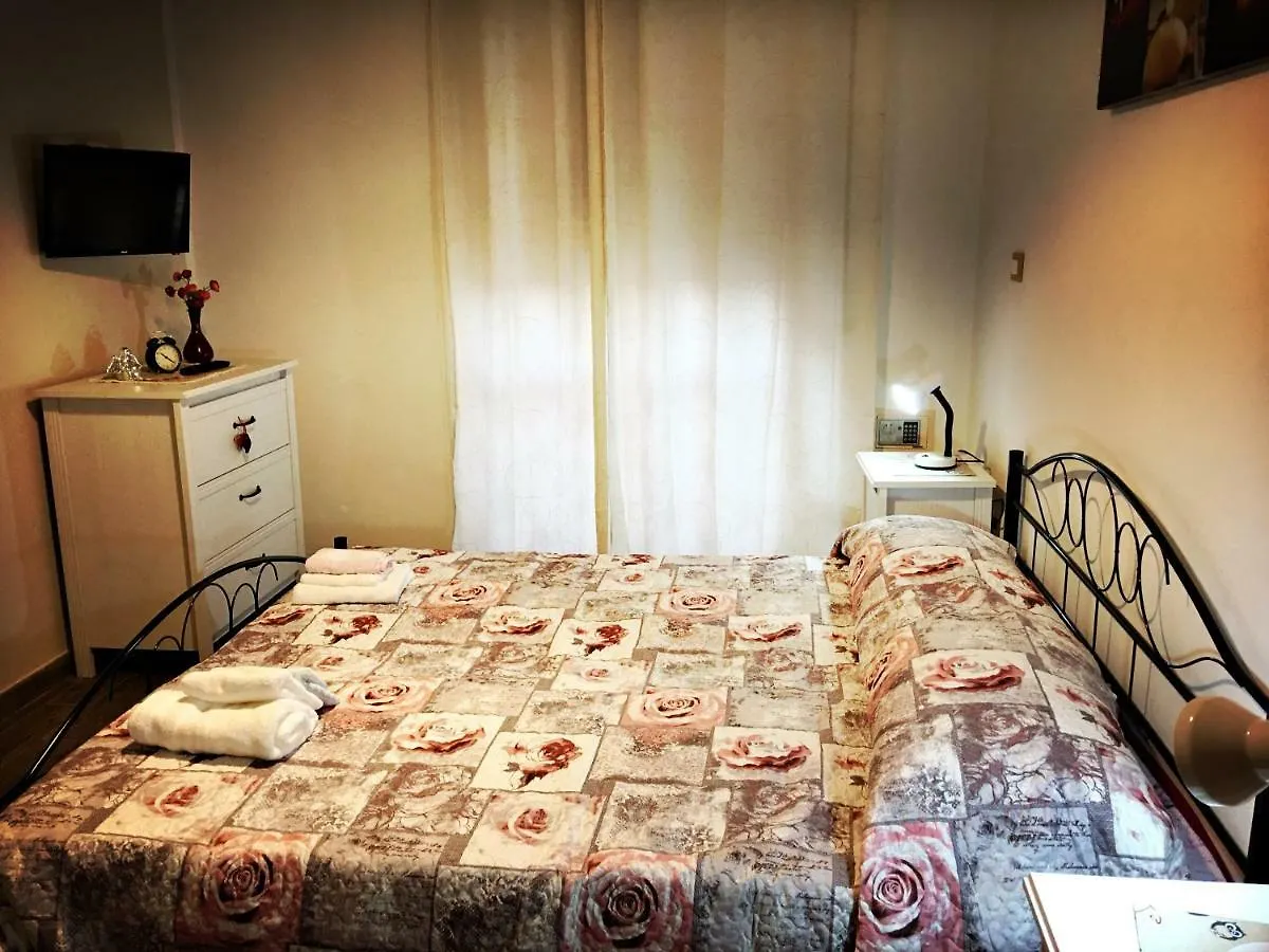 The Hive Guest House إيغليزياس
