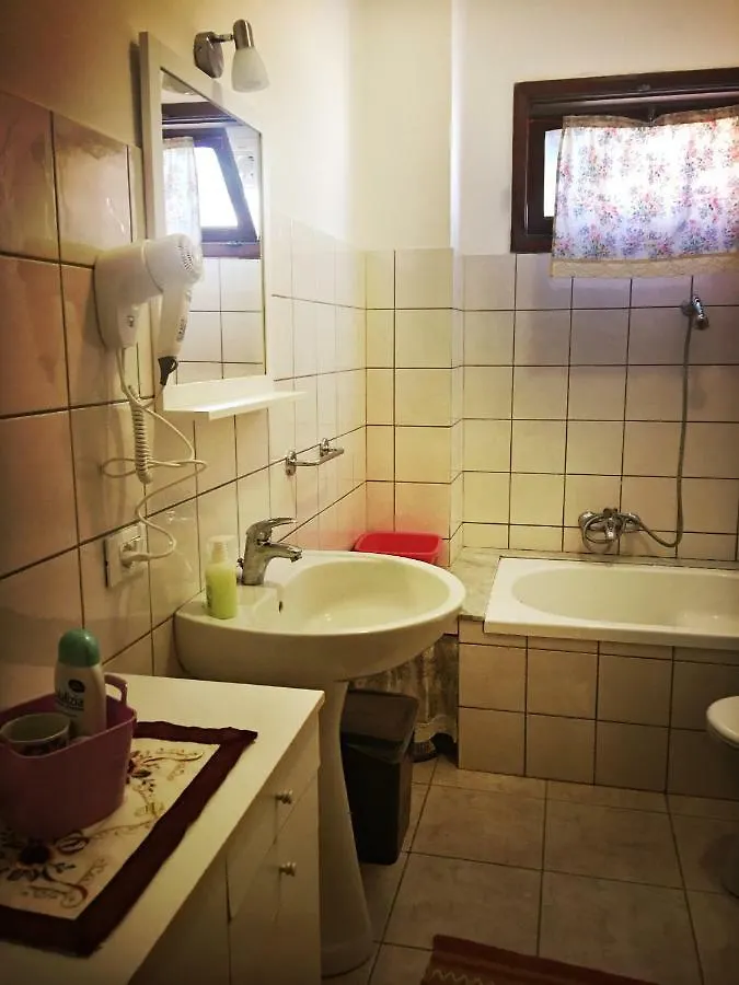 The Hive Guest House إيغليزياس 0*,  إيطاليا